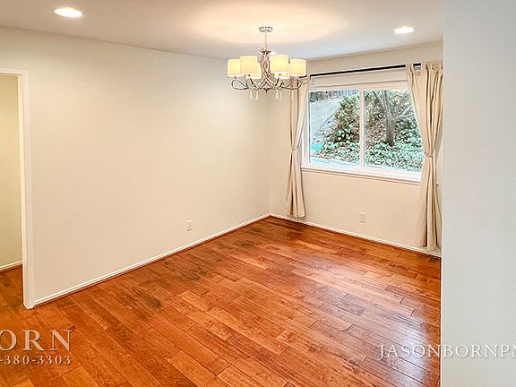 4th image of 29230 Hillrise Dr