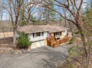 223 Old Wildwood Rd, Saint Paul, MN 55115
