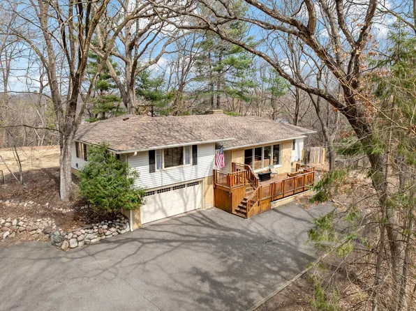 223 Old Wildwood Rd, Saint Paul, MN 55115
