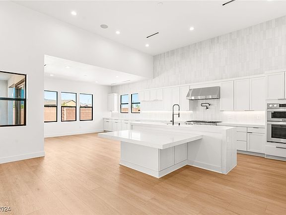 2nd image of 6380 Leeland Ct