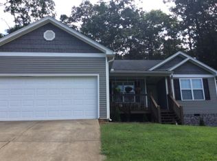 151 Old South Dr, Ellijay, GA 30540