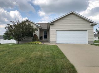 1301 Business Highway 30 SW, Mount Vernon, IA 52314