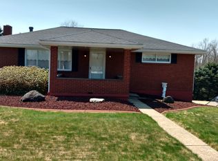 836 Peairs Rd, Elizabeth, PA 15037