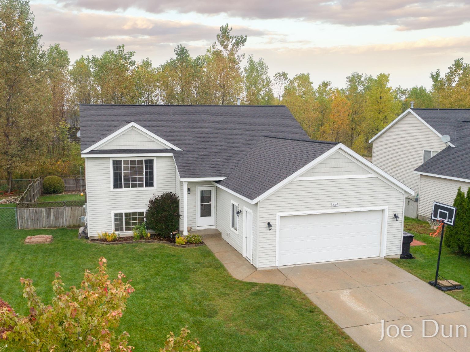 204 Lind Ave, Clarksville, MI 48815 Zillow