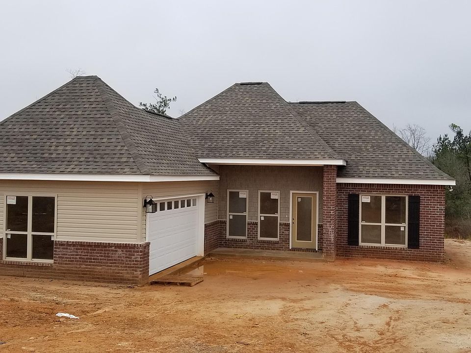1st image of 21 Trace Dr