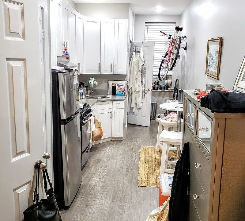 2nd image of 893 Saint Johns Pl APT 2B