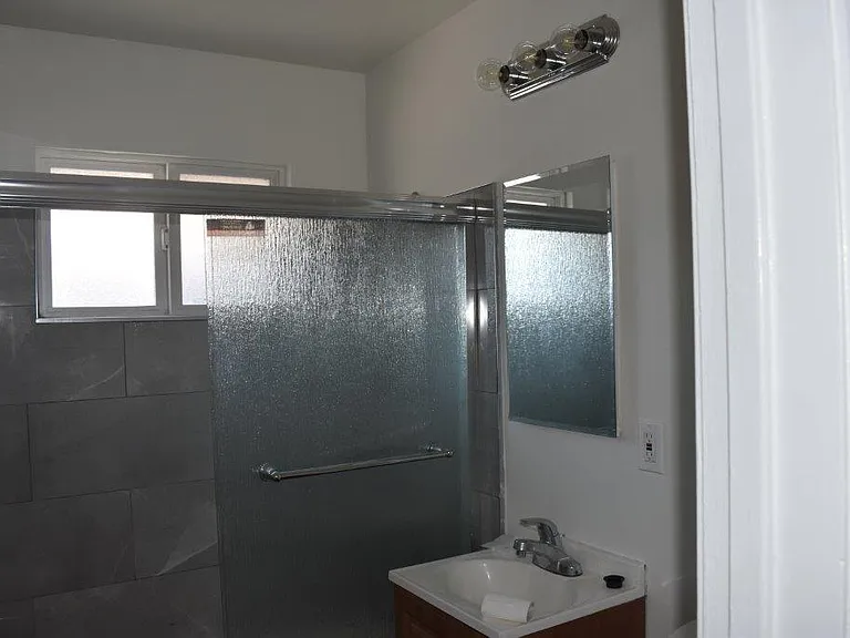 27942 Manon Ave #C — Photo 7