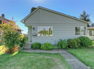 430 4th St NE, Puyallup, WA 98372