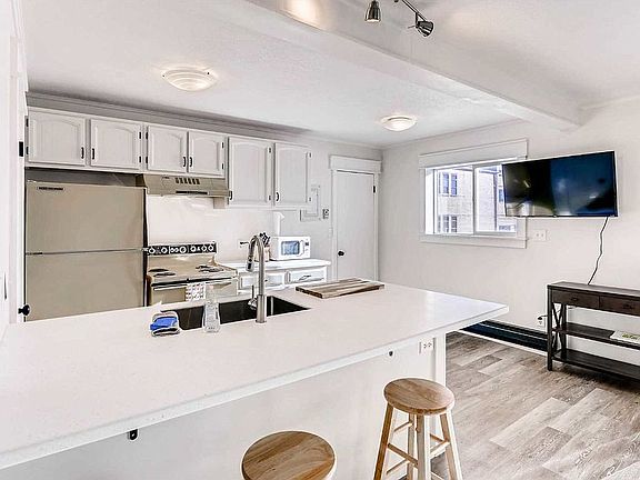 2nd image of 620 Main St Unit 104