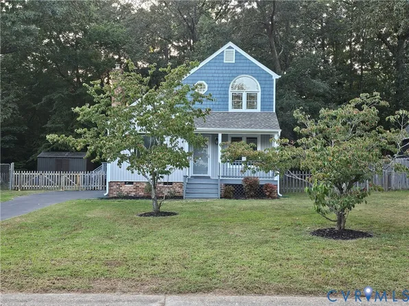 8804 Leisure Ln, North Chesterfield, VA 23237