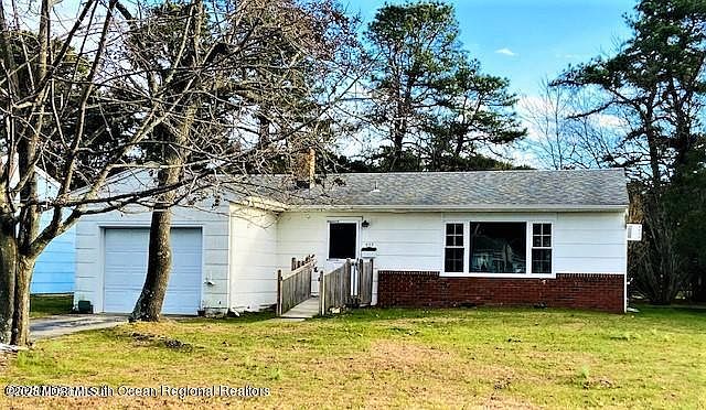 1st image of 937 Edgebrook Drive N