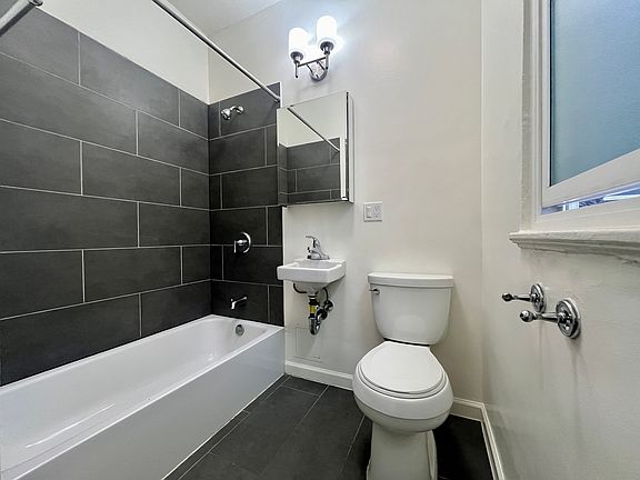 3rd image of 371 Turk St APT 32