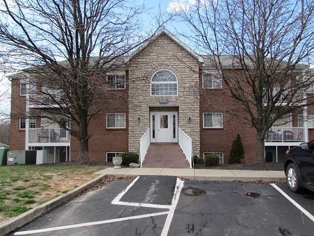 1st image of 10236 Crossbow Ct APT 4