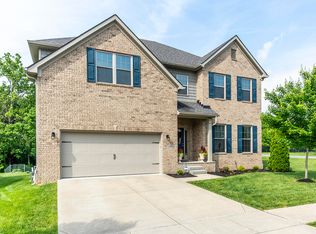 320 Manitoba Ln, Lexington, KY 40515