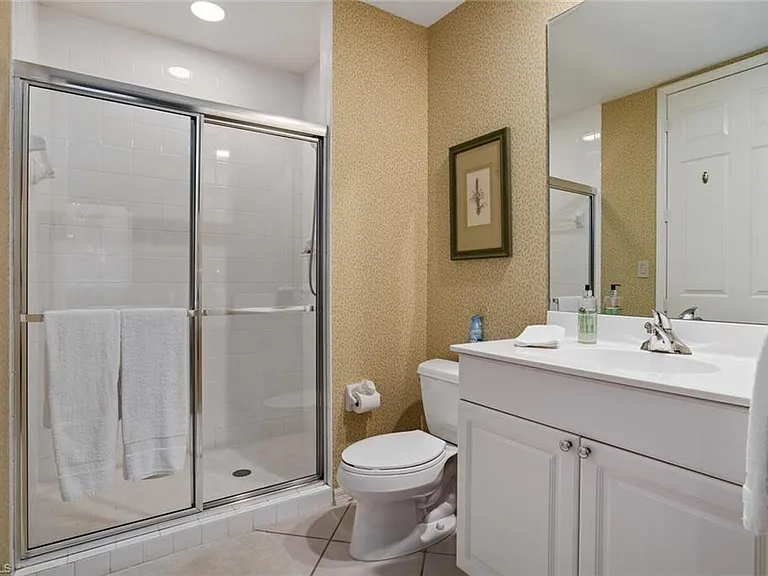 400 Flagship Dr #306 — Photo 14