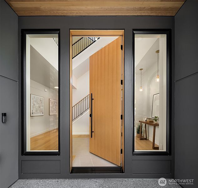 2nd image of 10217 NE 24th Street