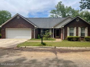 8958 Horse Shoe Dr, Collinsville, MS 39325