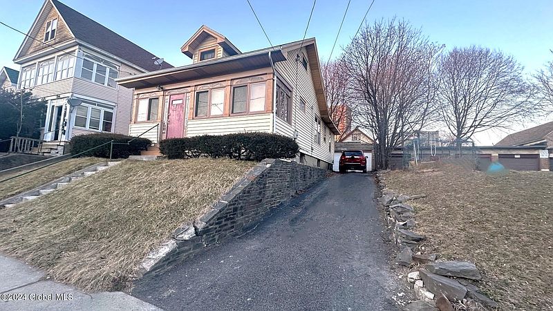 2nd image of 59 Benson Street
