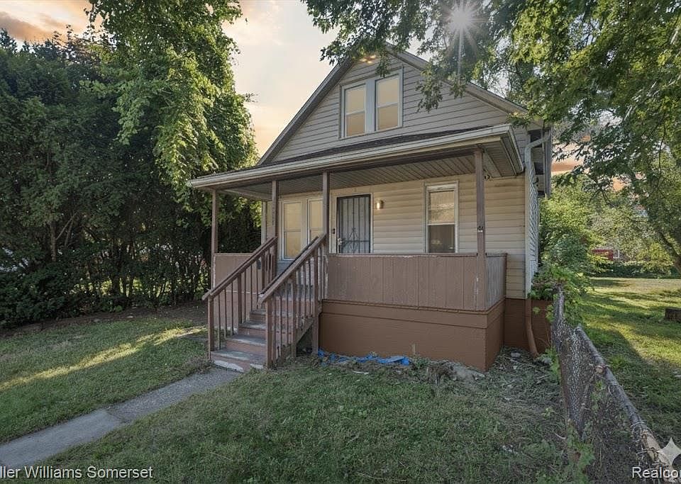 1st image of 4241 6th St