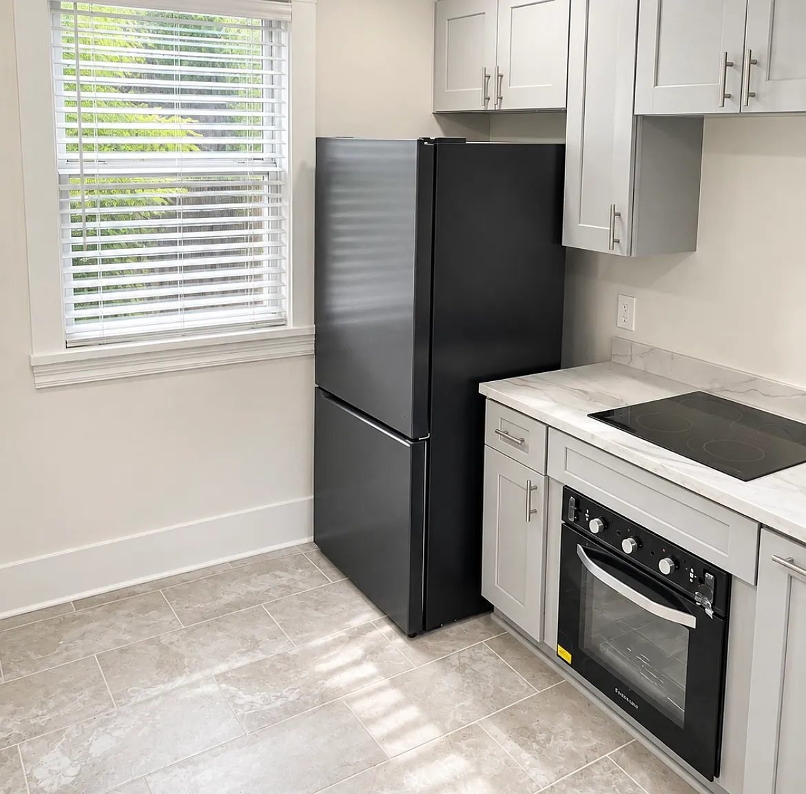 2 bed, 900 sqft, $1,395 — Photo 2