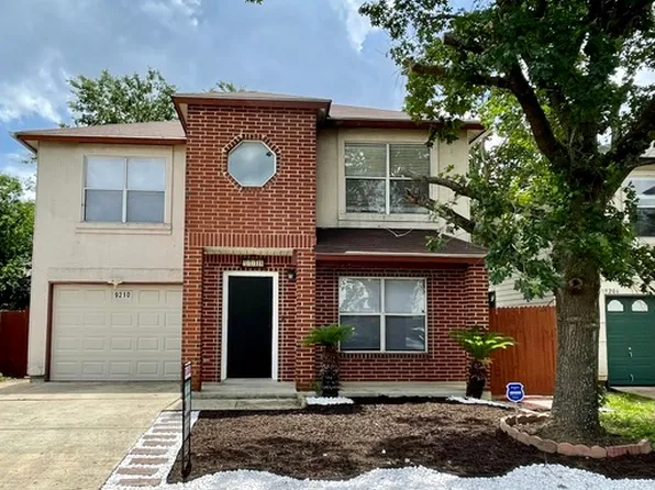9210 New Kenton, San Antonio, TX 78240