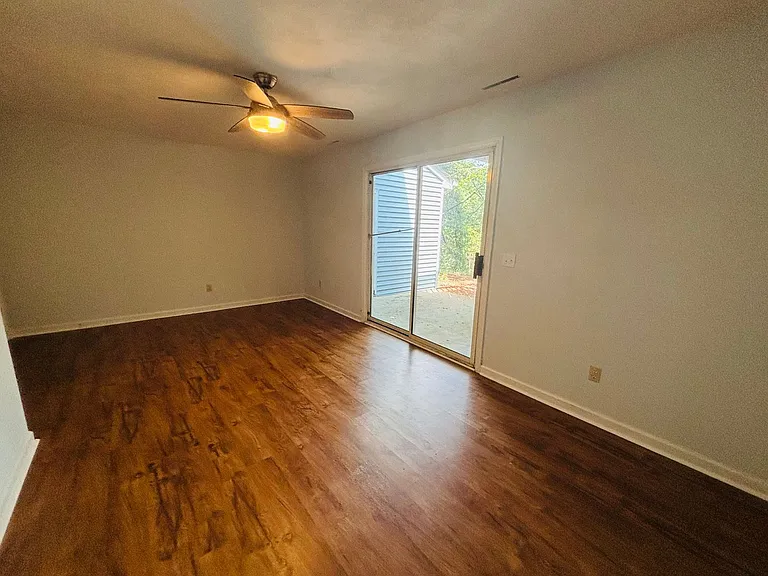 2419 Ridge Rd — Photo 10