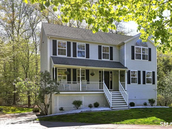 23 Cottage Street, Monroe, CT 06468