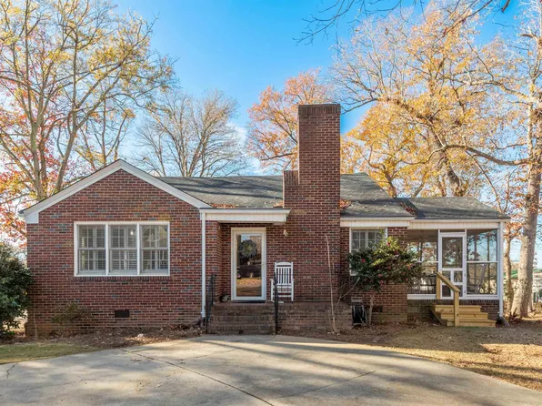 201 Hames Ave, Jonesville, SC 29353