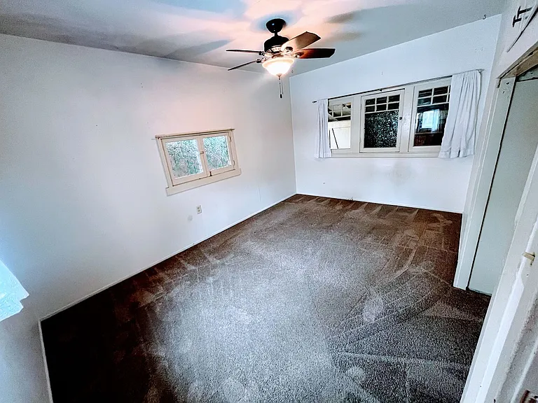 888 Turquoise St — Photo 14