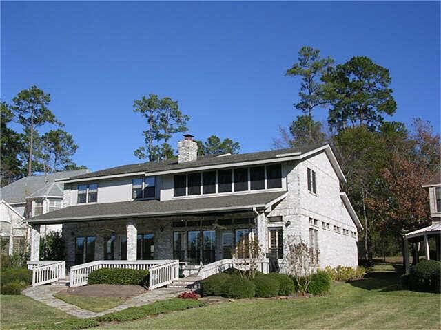 1st image of 150 Lakeside Dr