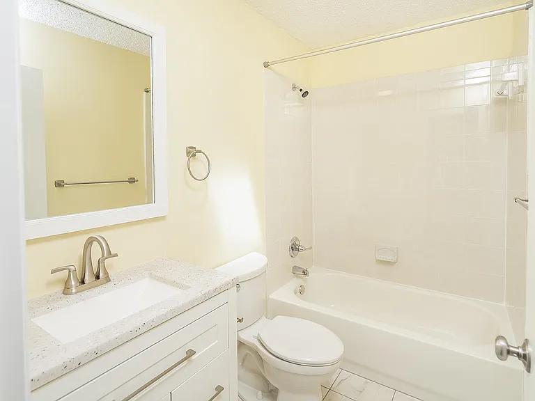 140 Bonita Rd — Photo 25