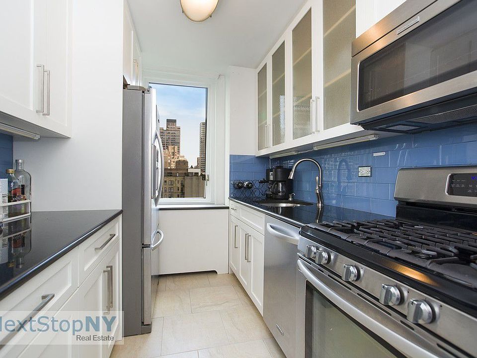 1st image of 245 E 54th St APT 10M