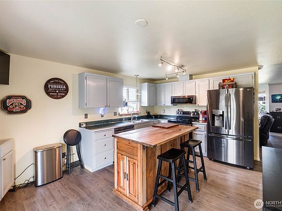 5th image of 1403 Headley Avenue NW