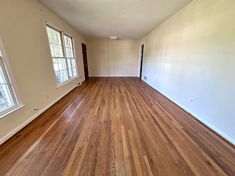 7 Johns Dr NE — Photo 6