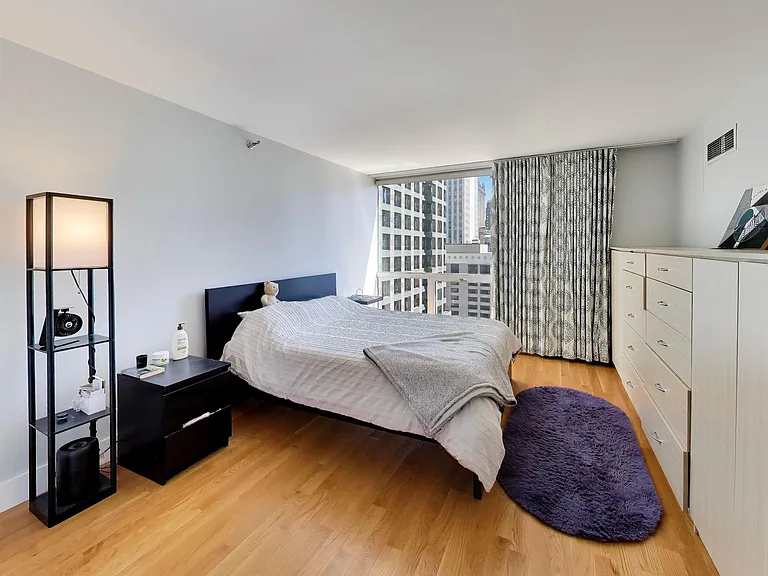 200 N Dearborn St #3103 — Photo 8