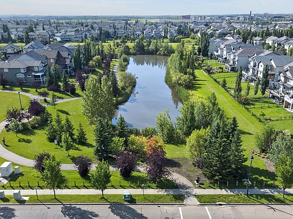 3rd image of 6008 S Terwillegar Blvd NW