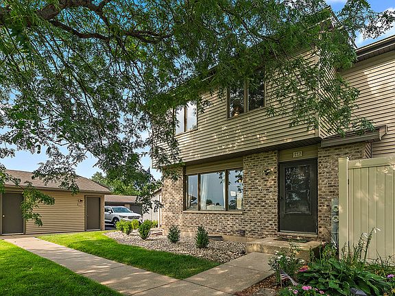 3rd image of 772 Lake Rd #772