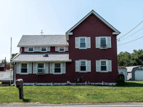 81 Almond Rd, Pittsgrove, NJ 08318
