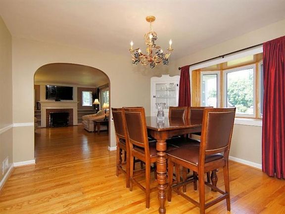 5th image of 7670 Sagamore Dr