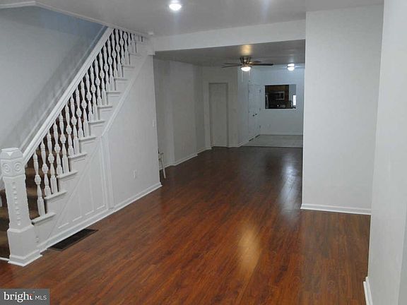 3rd image of 2341 N Smedley St
