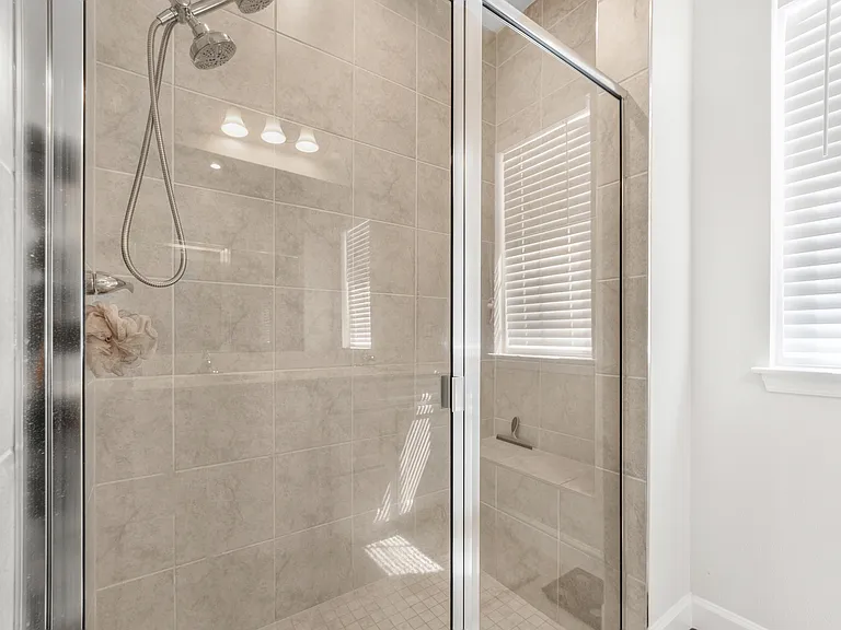 14048 Crimson Ave — Photo 25