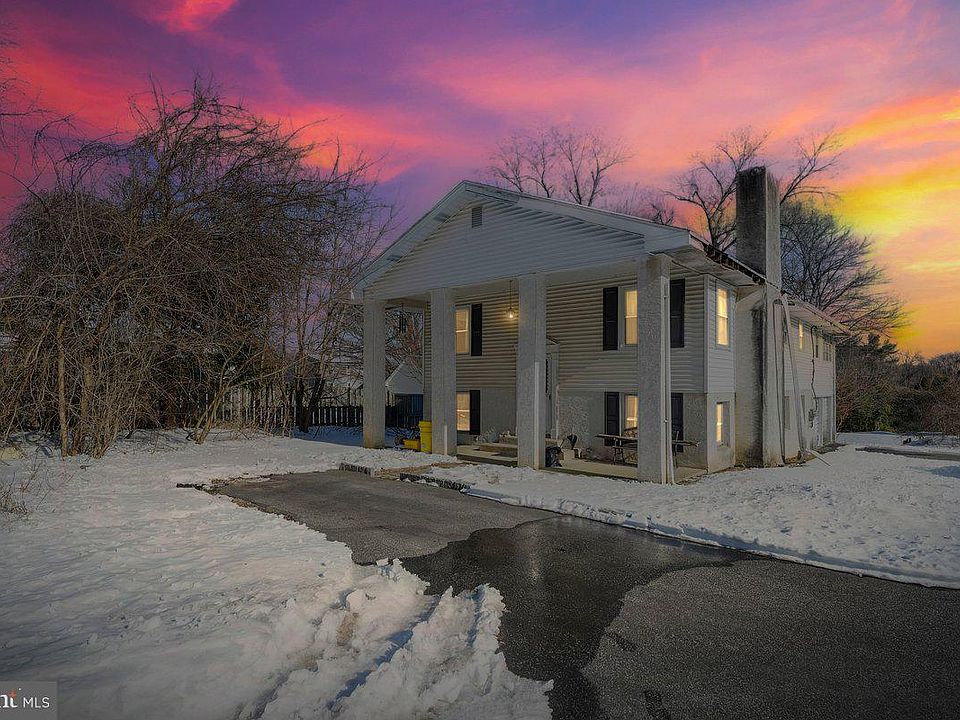 1st image of 641 W Sproul Rd