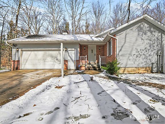 4th image of 356 N Green Creek Rd