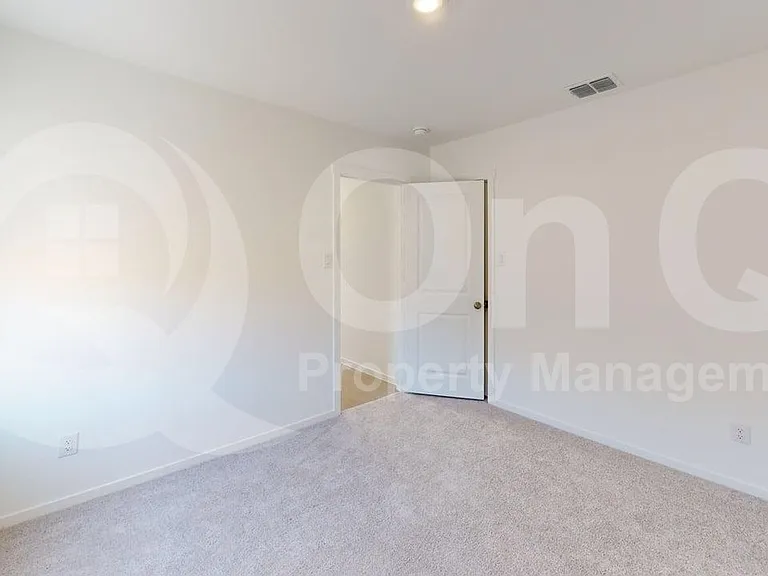 14085 Ladbroke St — Photo 13