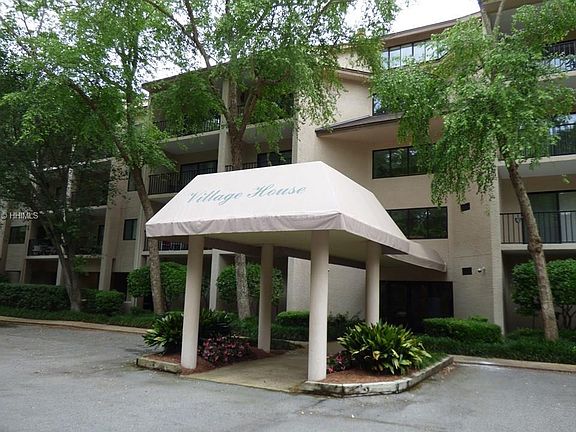 2nd image of 3 Wimbledon Ct #Penthouse 3