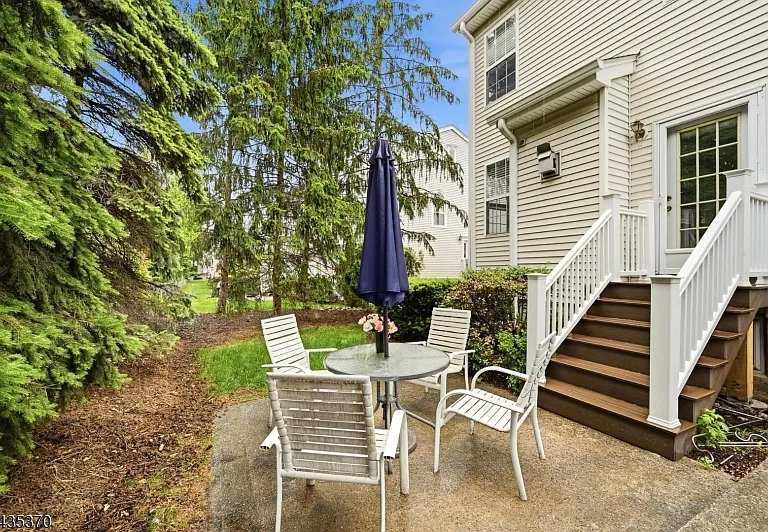 216 Barringer Dr — Photo 37