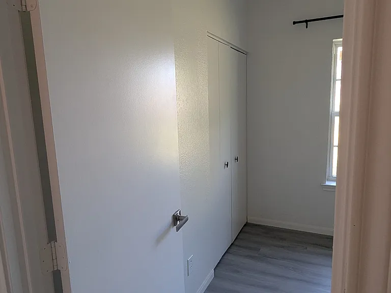 116 Bellair Dr — Photo 27