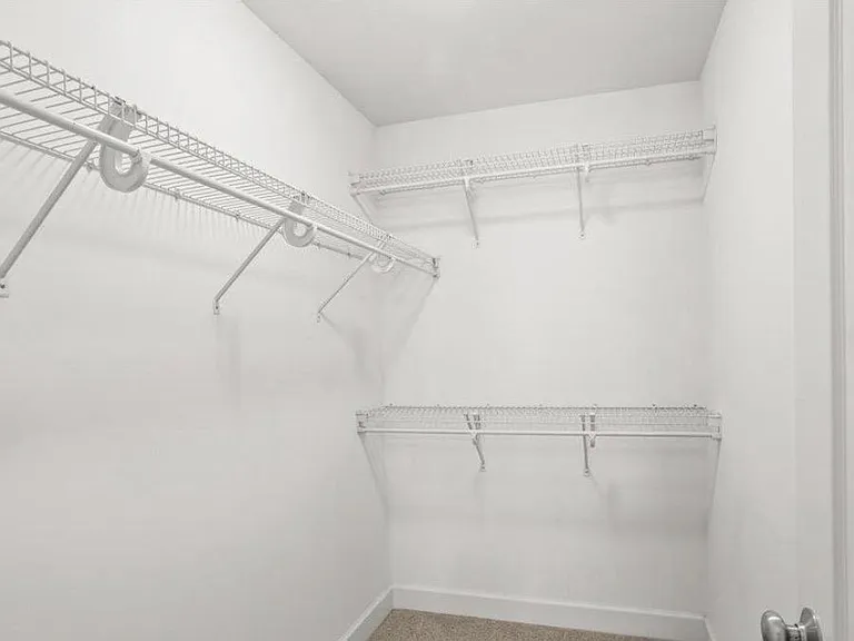 10 Lenox Ct — Photo 15