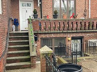 25-77 48th St, Astoria, NY 11103