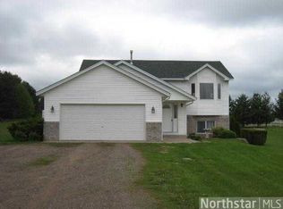 2581 377th Ave NW, Stanchfield, MN 55080